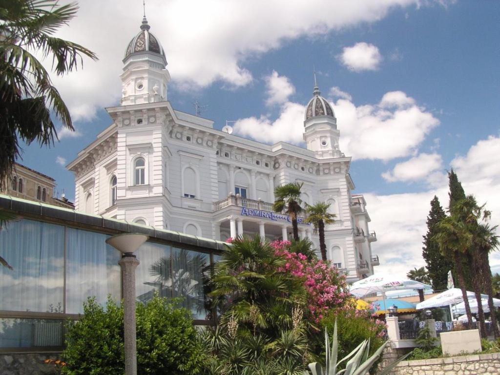 Villa Mariva Opatija Exteriör bild